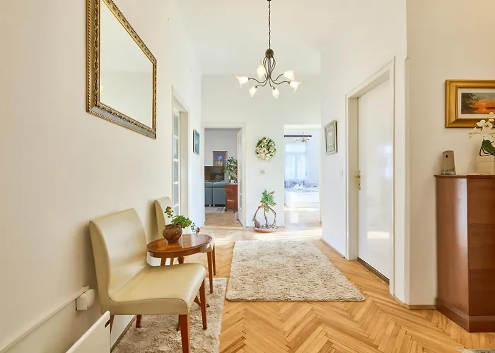 Apartamento Leona Authentic Beachfront 2br By Irundo *