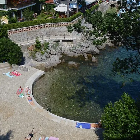Leona * Opatija